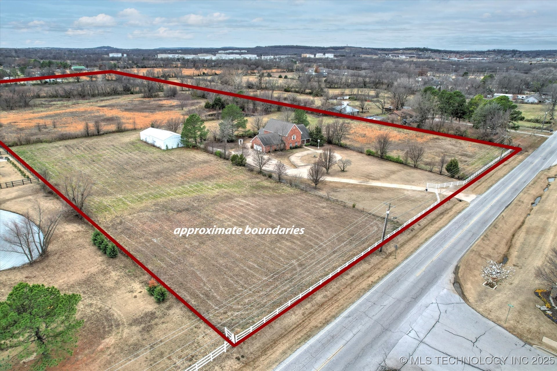 Jenks, Oklahoma, 74037, United States, 4 Bedrooms Bedrooms, ,5 BathroomsBathrooms,Residential,For Sale,1840123