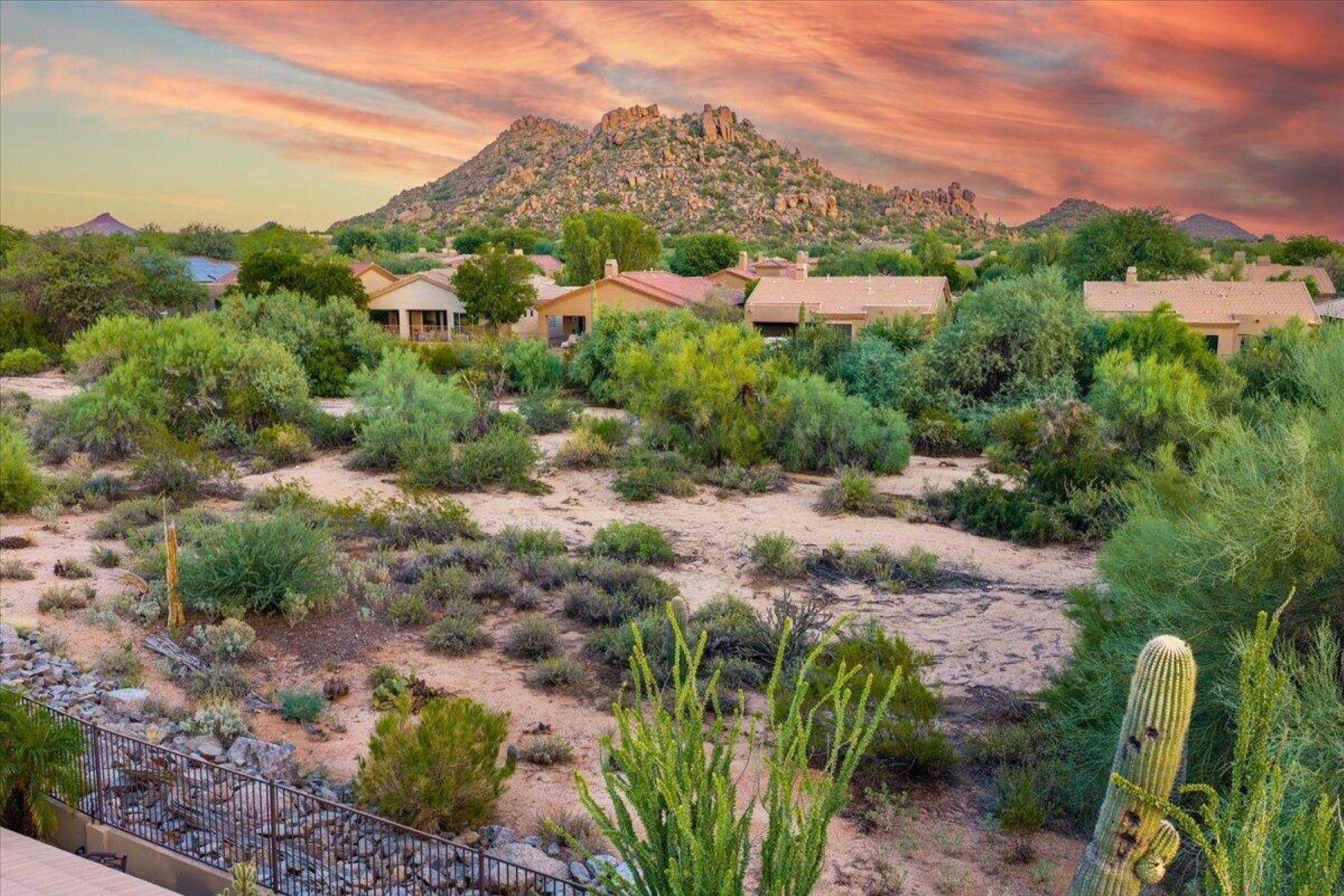  7347 E Evening Glow Drive  Scottsdale, AZ - 物件實景
