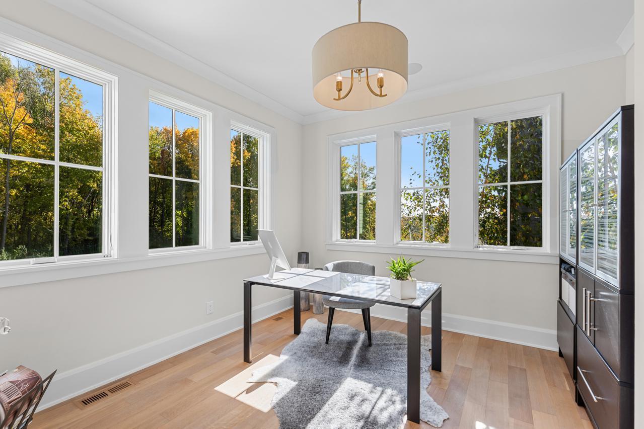 Victoria, Minnesota, 55331, United States, 5 Bedrooms Bedrooms, ,3 BathroomsBathrooms,Residential,For Sale,1994848