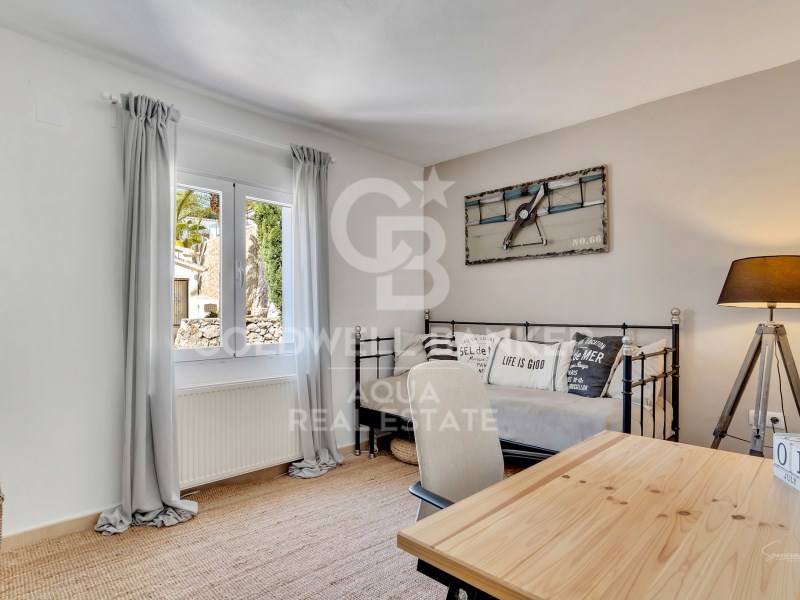 Alicante, Benissa, La Vi?a - Montemar - San Jaime, Benissa, Comunidad Valenciana, 03720, ES, 4 Bedrooms Bedrooms, ,3 BathroomsBathrooms,Residential,For Sale,Alicante, Benissa, La Vi?a - Montemar - San Jaime,1619503