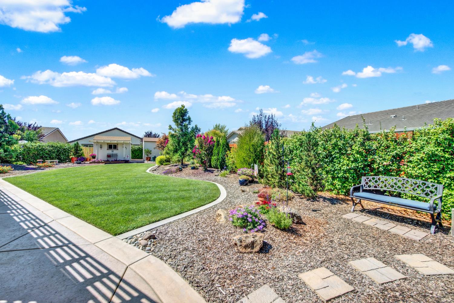 Sacramento, California, 95829, United States, 3 Bedrooms Bedrooms, ,2 BathroomsBathrooms,Residential,For Sale,1912501