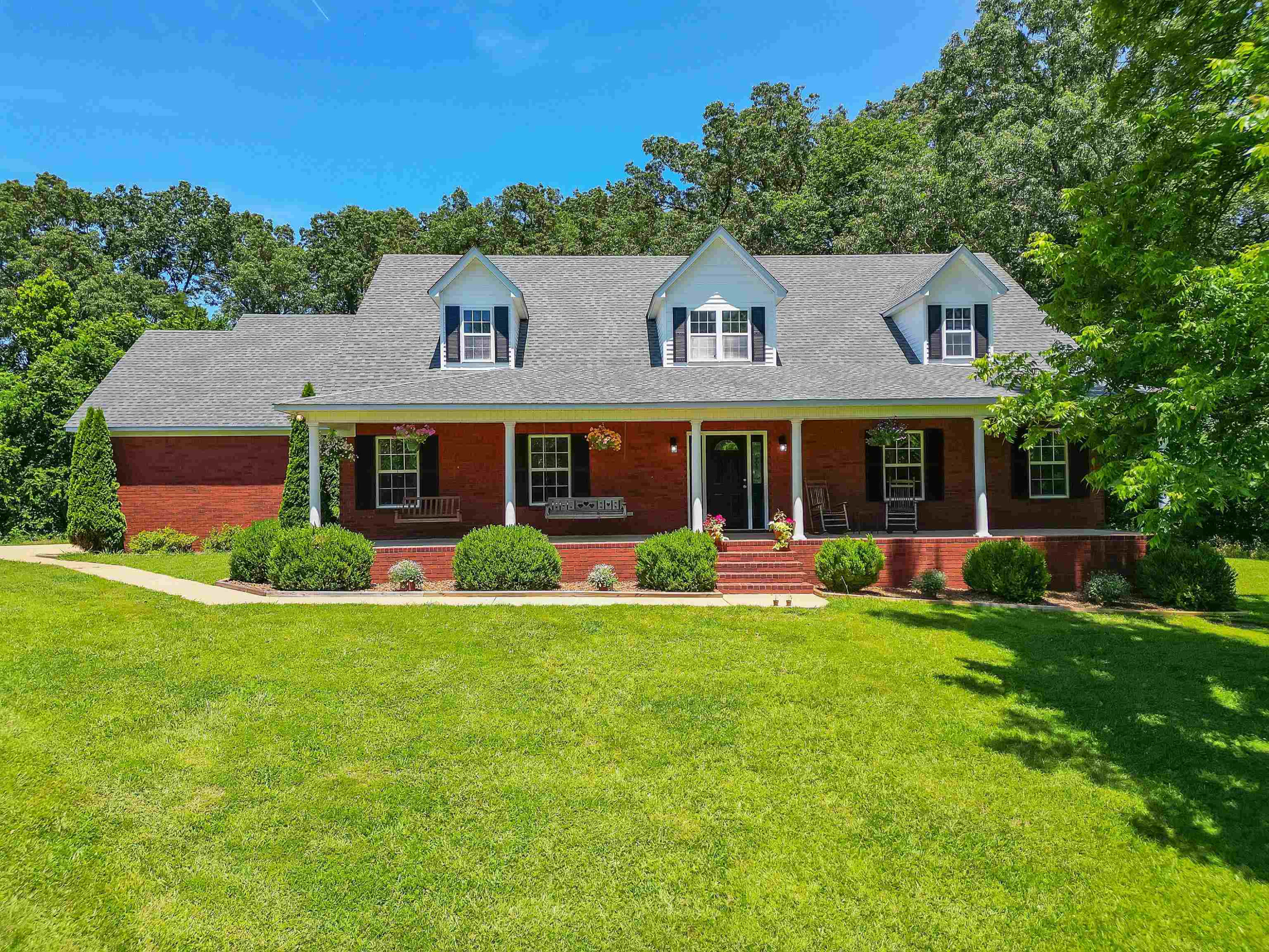 Medina, Tennessee, 38355, United States, 6 Bedrooms Bedrooms, ,4 BathroomsBathrooms,Residential,For Sale,1907793