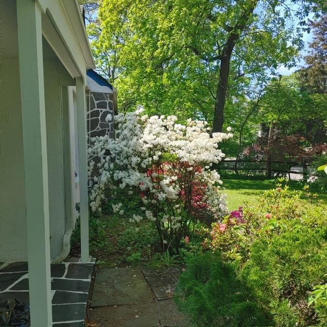 Malverne, New York, 11565, United States, 4 Bedrooms Bedrooms, ,2 BathroomsBathrooms,Residential,For Sale,1907627