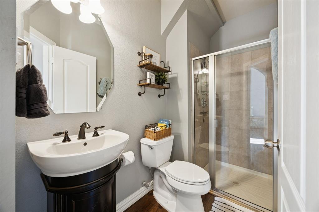 Rockwall, Texas, 75087, United States, 5 Bedrooms Bedrooms, ,4 BathroomsBathrooms,Residential,For Sale,1924975