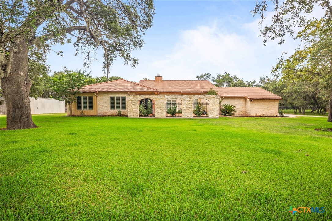 Inez, Texas, 77968, United States, 5 Bedrooms Bedrooms, ,6 BathroomsBathrooms,Residential,For Sale,1895563