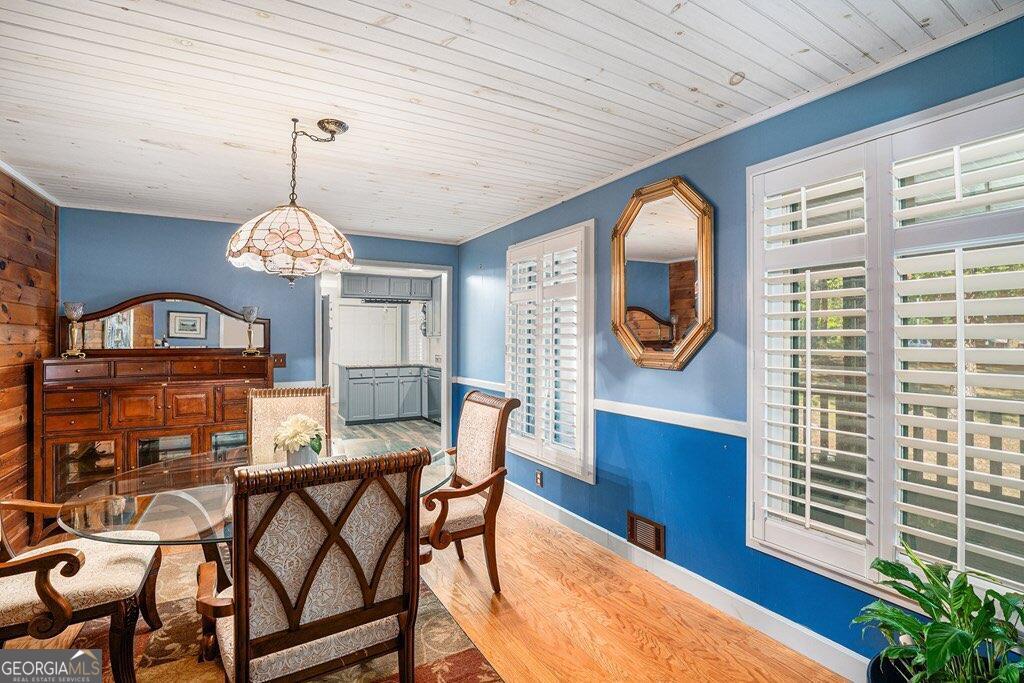 Blue Ridge, Georgia, 30513, United States, 6 Bedrooms Bedrooms, ,4 BathroomsBathrooms,Residential,For Sale,1858934
