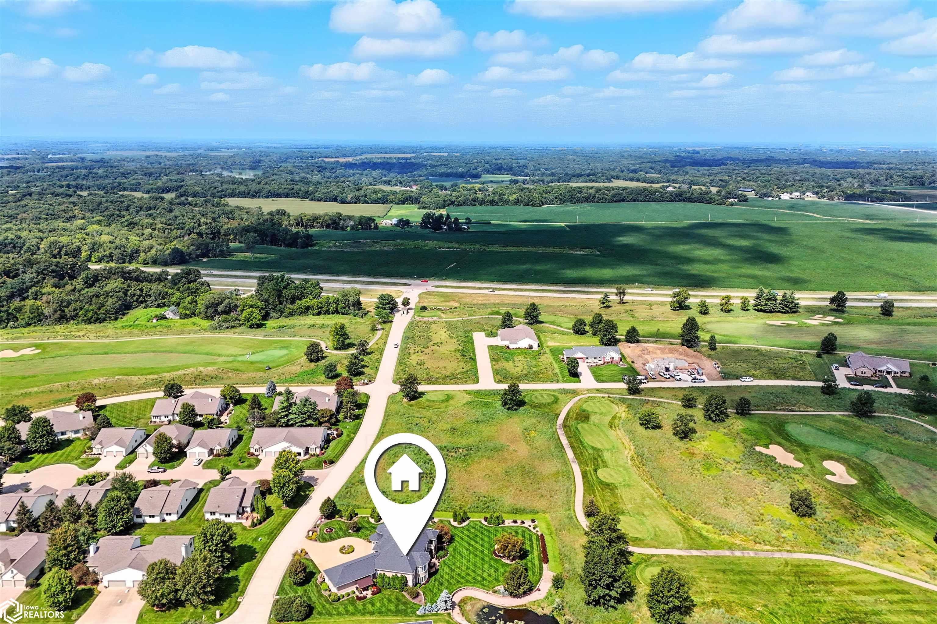 Burlington, Iowa, 52601, United States, 4 Bedrooms Bedrooms, ,5 BathroomsBathrooms,Residential,For Sale,1975547