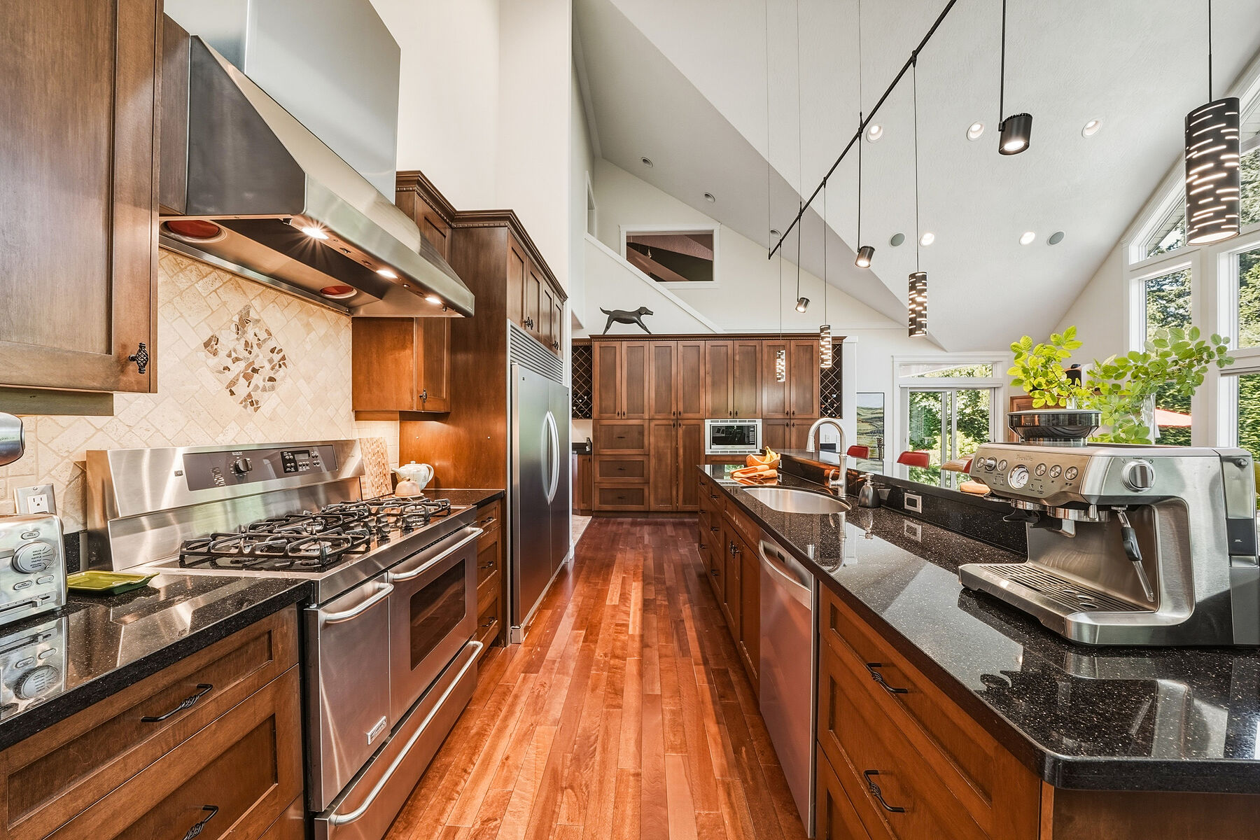  Fabulous Upscale Home - 物件實景