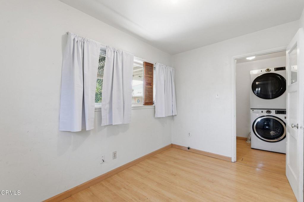 Santa Paula, California, 93060, United States, 3 Bedrooms Bedrooms, ,1 BathroomBathrooms,Residential,For Sale,2043015
