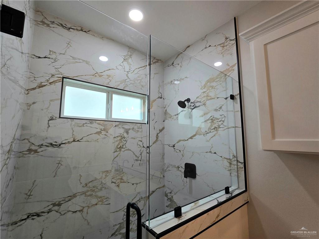 McAllen, Texas, 78504, United States, 4 Bedrooms Bedrooms, ,4 BathroomsBathrooms,Residential,For Sale,1787896