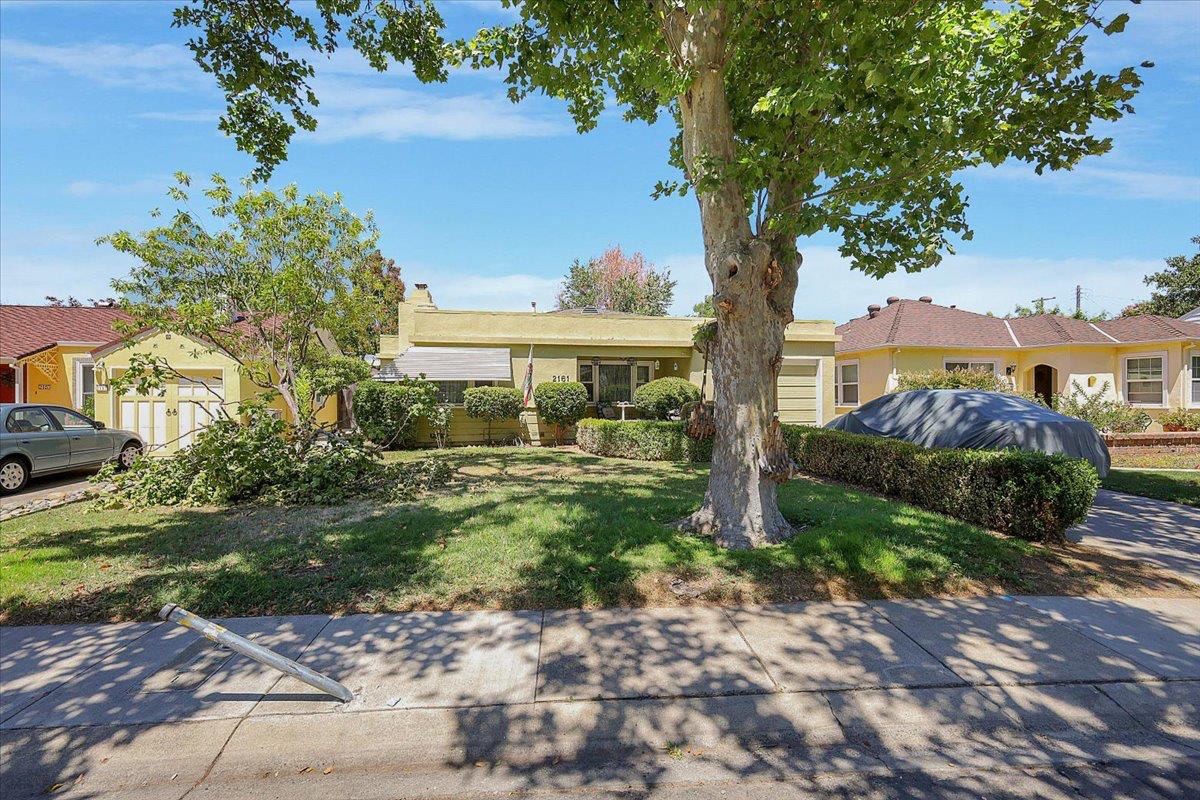 Sacramento, California, 95822, United States, 3 Bedrooms Bedrooms, ,2 BathroomsBathrooms,Residential,For Sale,1912719