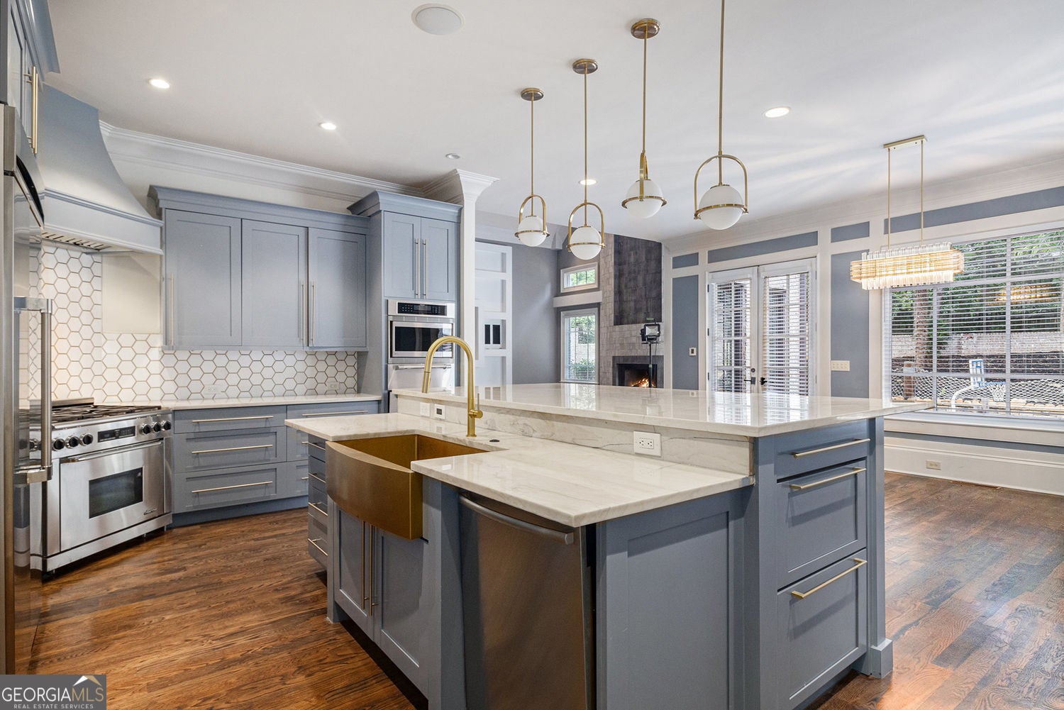 Roswell, Georgia, 30075, United States, 9 Bedrooms Bedrooms, ,15 BathroomsBathrooms,Residential,For Sale,1953234