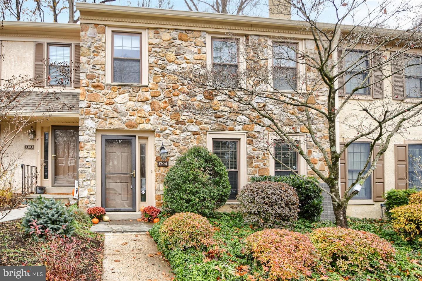 Paoli, Pennsylvania, 19301, United States, 4 Bedrooms Bedrooms, ,3 BathroomsBathrooms,Residential,For Sale,1997504