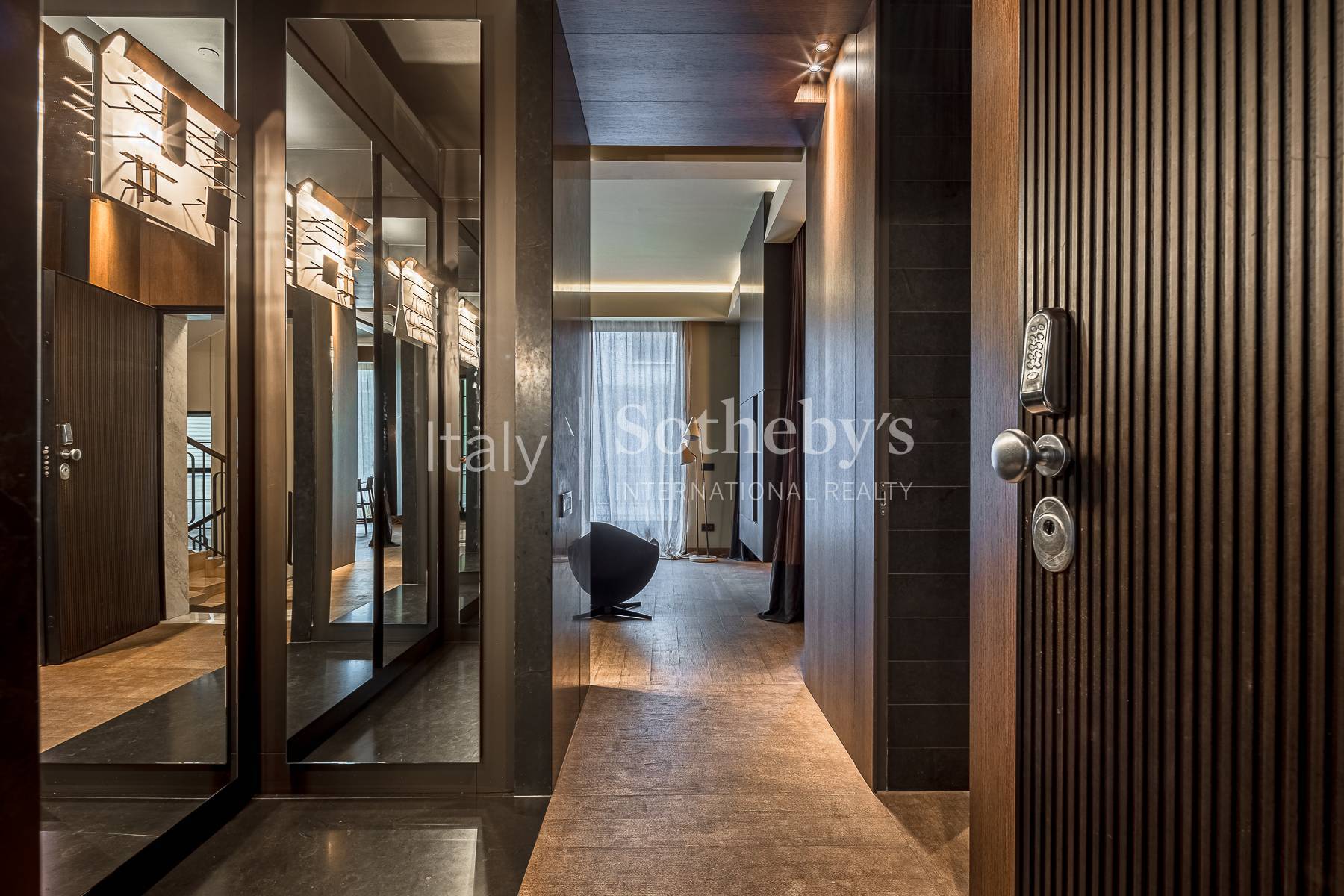  Prestigious apartment with terrace in Corso Magenta - 物件實景