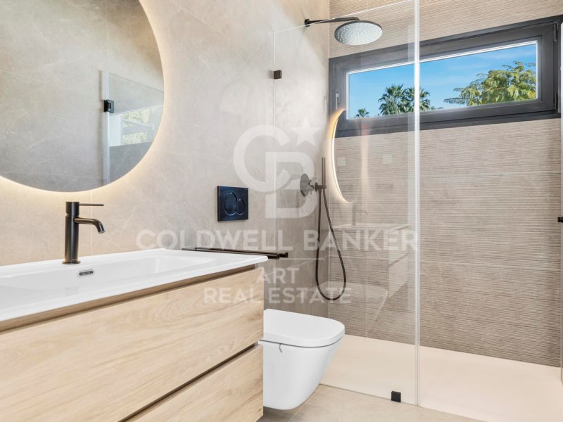 Benahavís, Andalusia, ES, 4 Bedrooms Bedrooms, ,4 BathroomsBathrooms,Residential,For Sale,1804057
