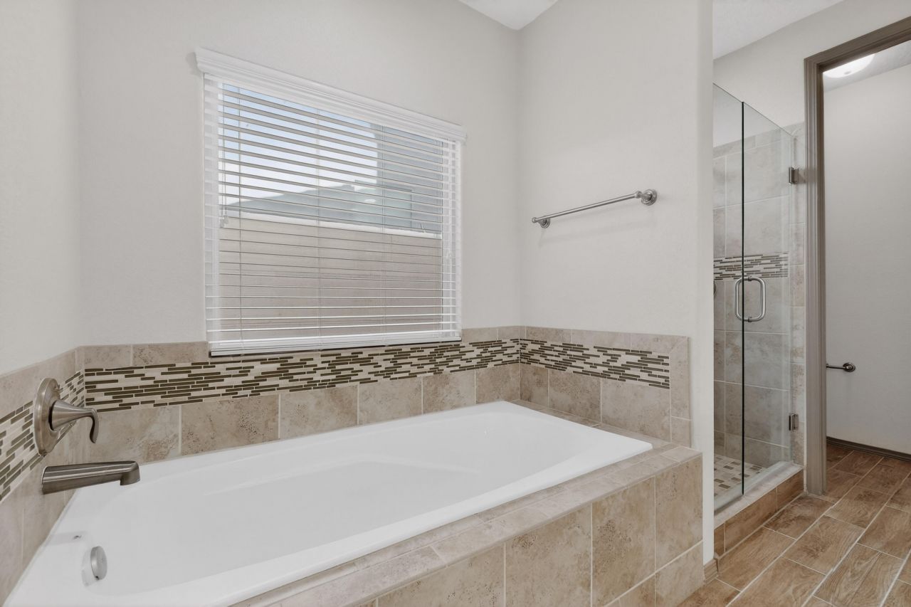 Rio Rancho, New Mexico, 87144, United States, 5 Bedrooms Bedrooms, ,3 BathroomsBathrooms,Residential,For Sale,2003213