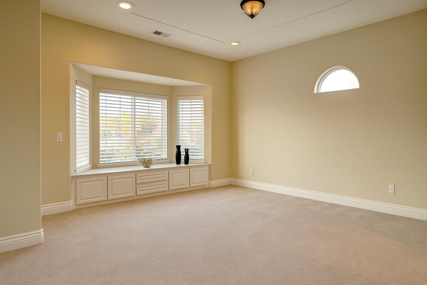 Madera, California, 93638, United States, 4 Bedrooms Bedrooms, ,4 BathroomsBathrooms,Residential,For Sale,2001242