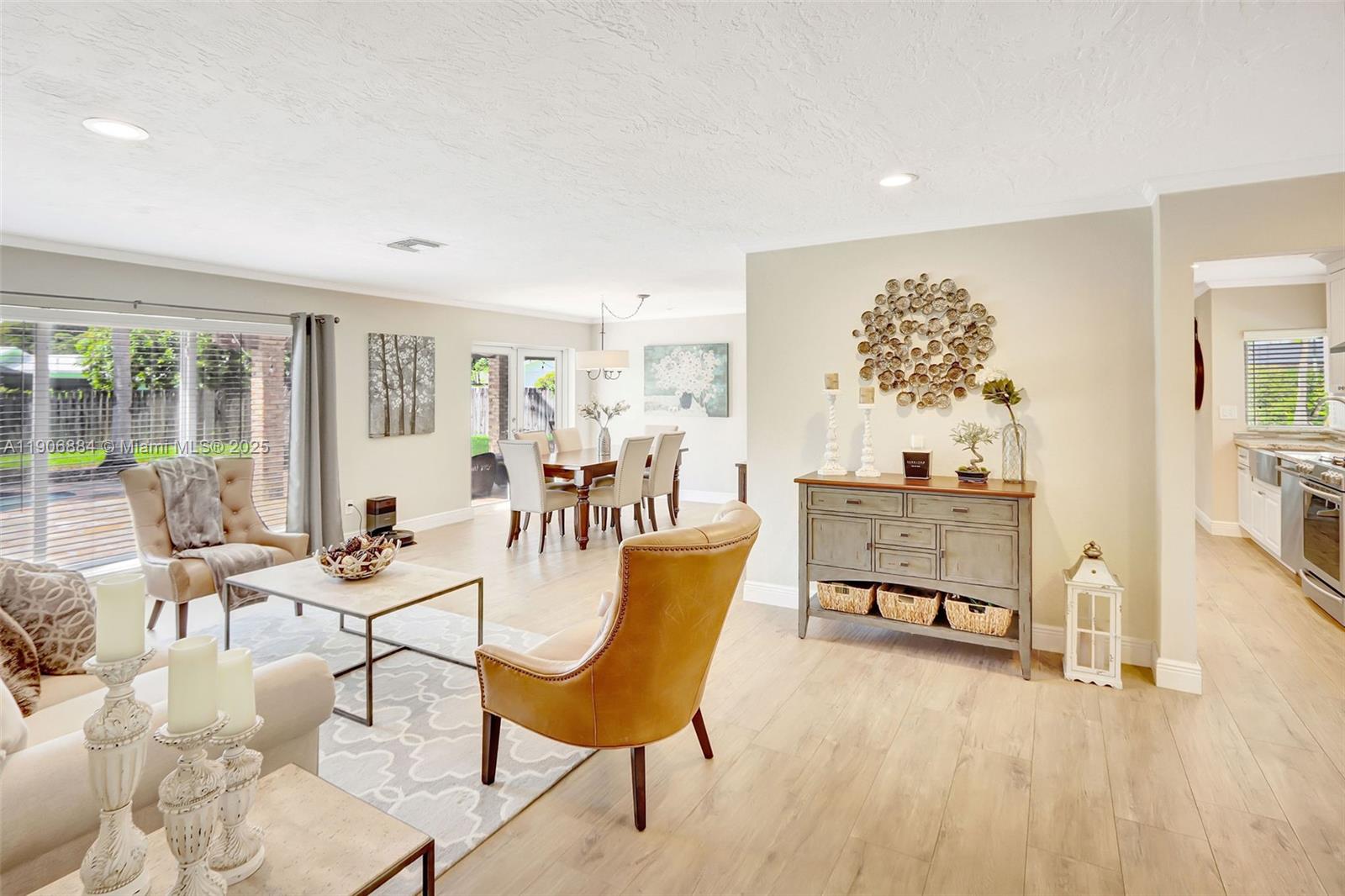 Miami, Florida, 33176, United States, 4 Bedrooms Bedrooms, ,2 BathroomsBathrooms,Residential,For Sale,1986313