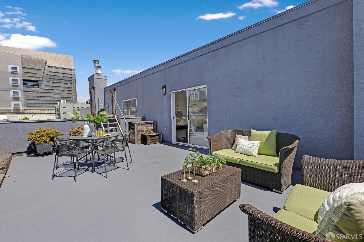 San Francisco, California, 94103, United States, 2 Bedrooms Bedrooms, ,2 BathroomsBathrooms,Residential,For Sale,1849011