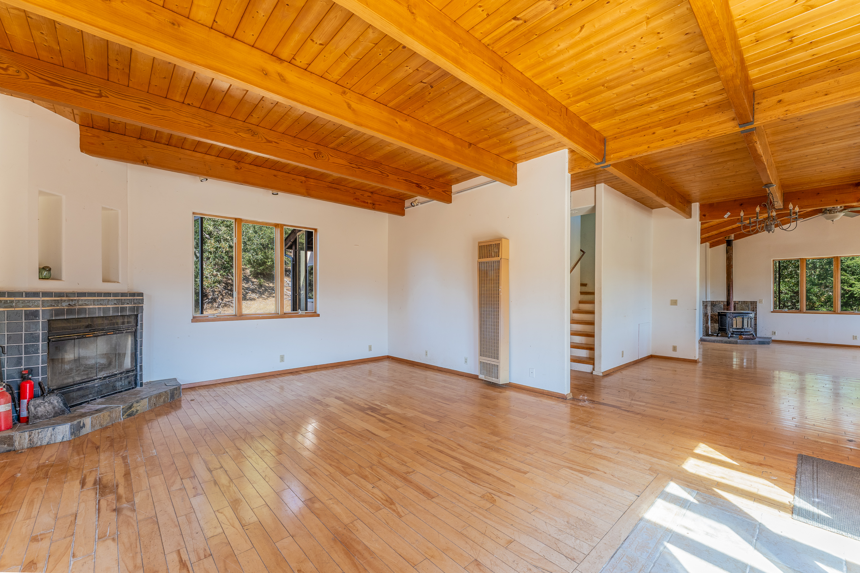 Willits, California, 95490, United States, 2 Bedrooms Bedrooms, ,2 BathroomsBathrooms,Residential,For Sale,1959114