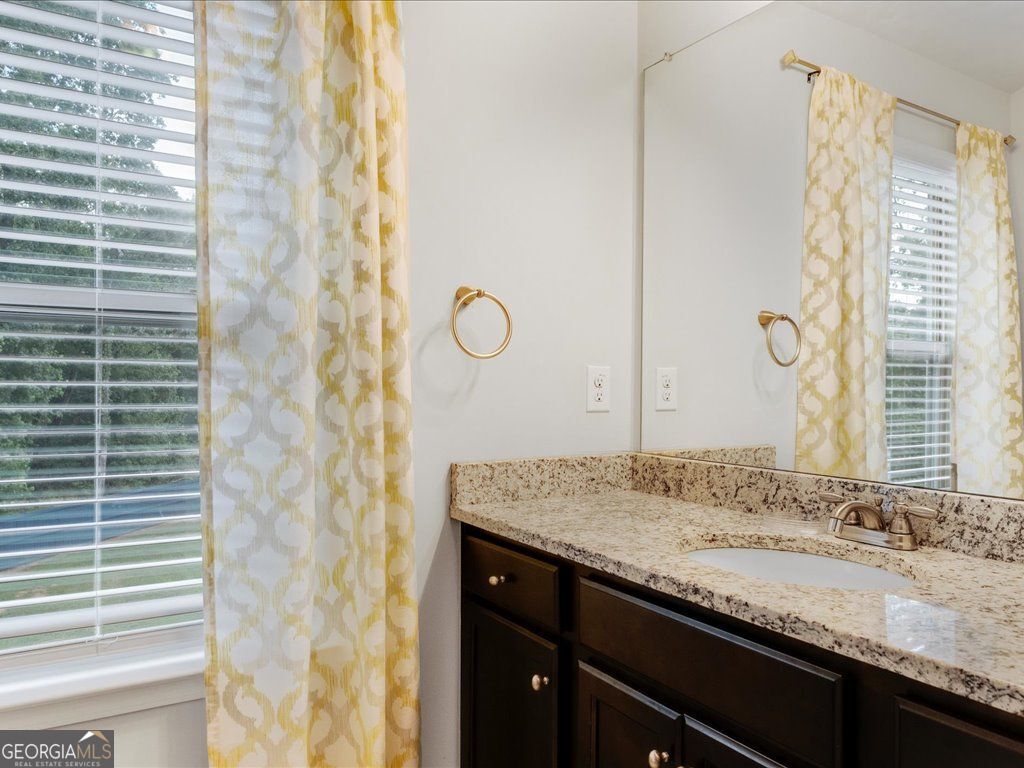 Locust Grove, Georgia, 30248, United States, 5 Bedrooms Bedrooms, ,4 BathroomsBathrooms,Residential,For Sale,1903233