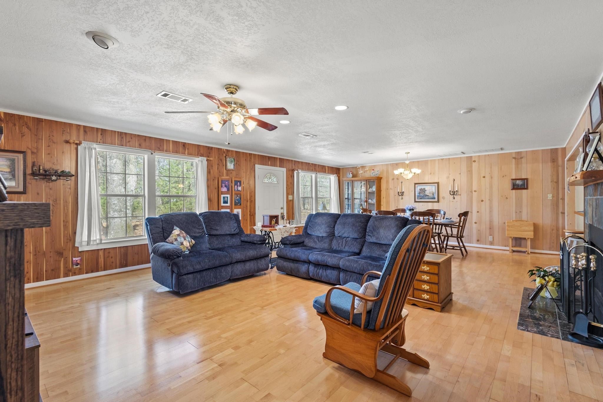 Ivanhoe, Texas, 75447, United States, 3 Bedrooms Bedrooms, ,2 BathroomsBathrooms,Residential,For Sale,1974689