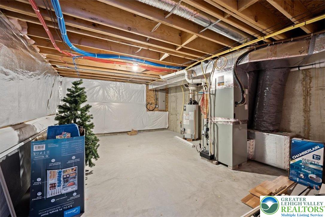 Palmer Twp, Pennsylvania, 18045, United States, 4 Bedrooms Bedrooms, ,3 BathroomsBathrooms,Residential,For Sale,2000563