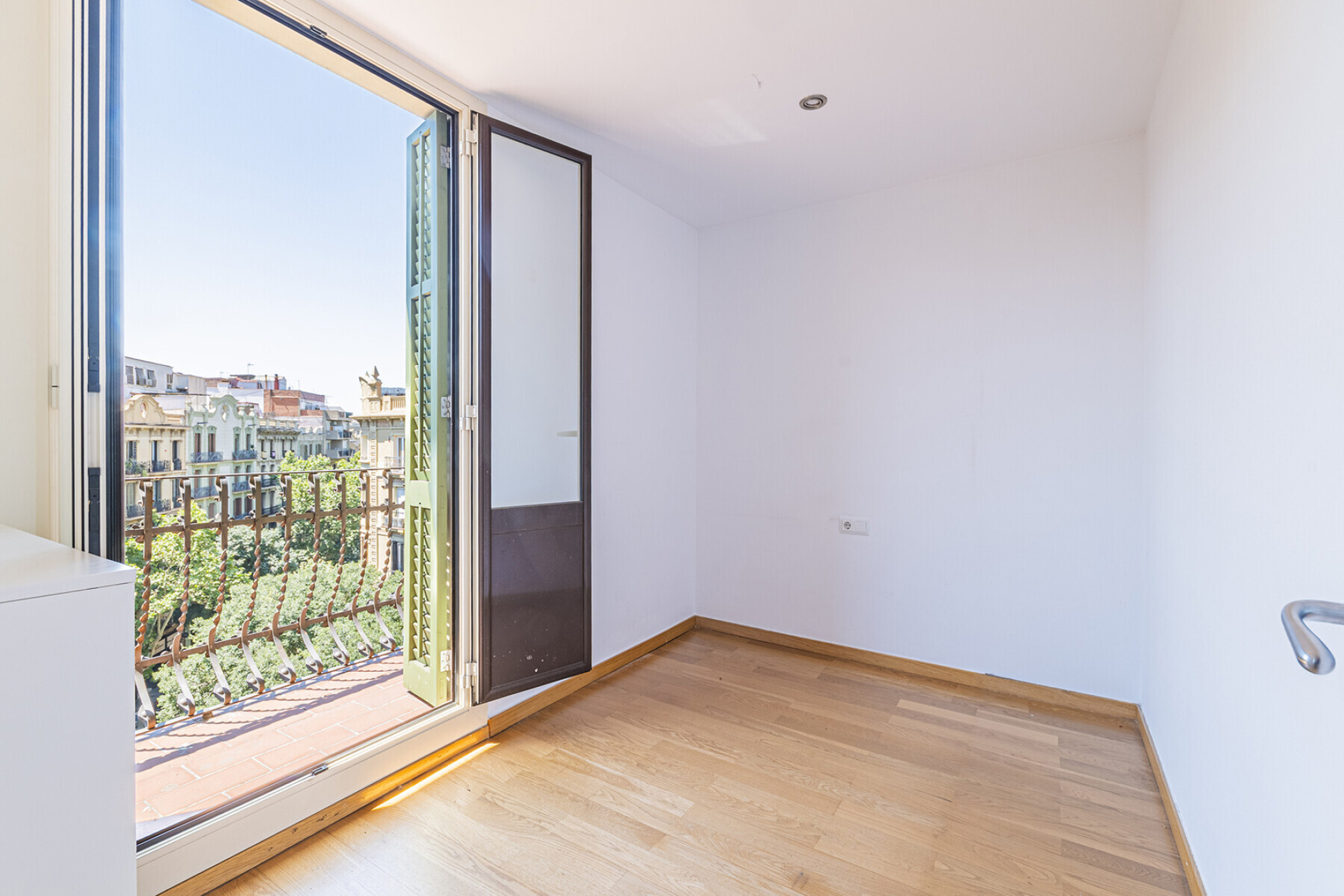  Bright top-floor apartment with a private terrace in Eixample - 物件實景
