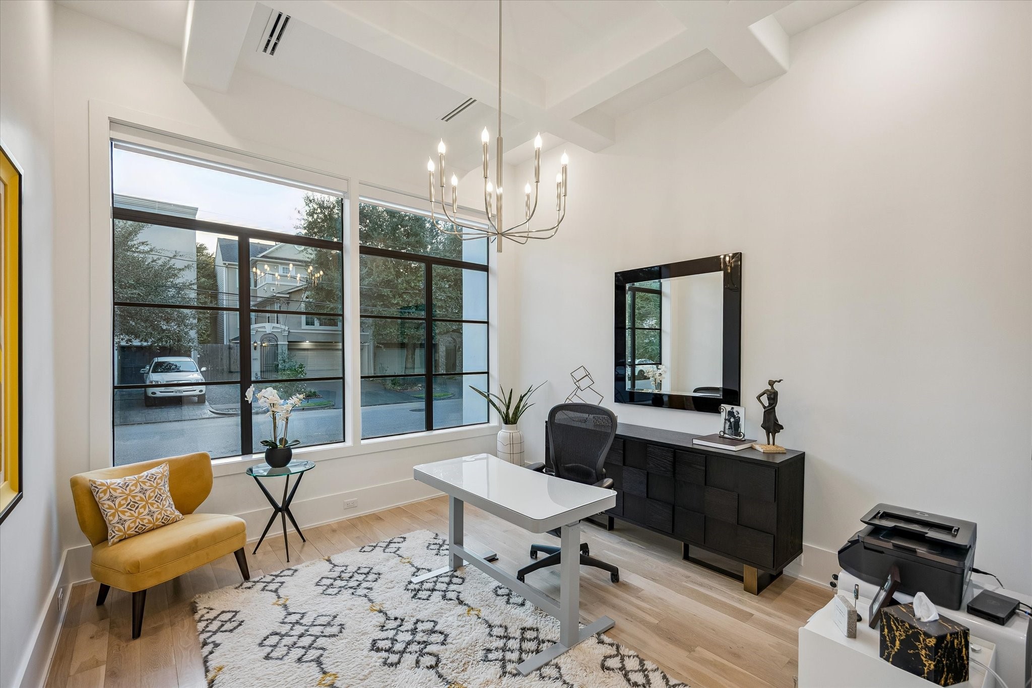  2215 Driscoll Street - 物件實景