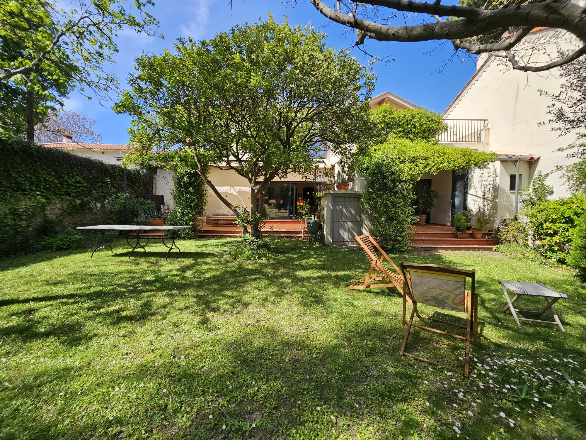  Perpignan, the countryside in the city : 255m² with garden. Magical  - 物件實景