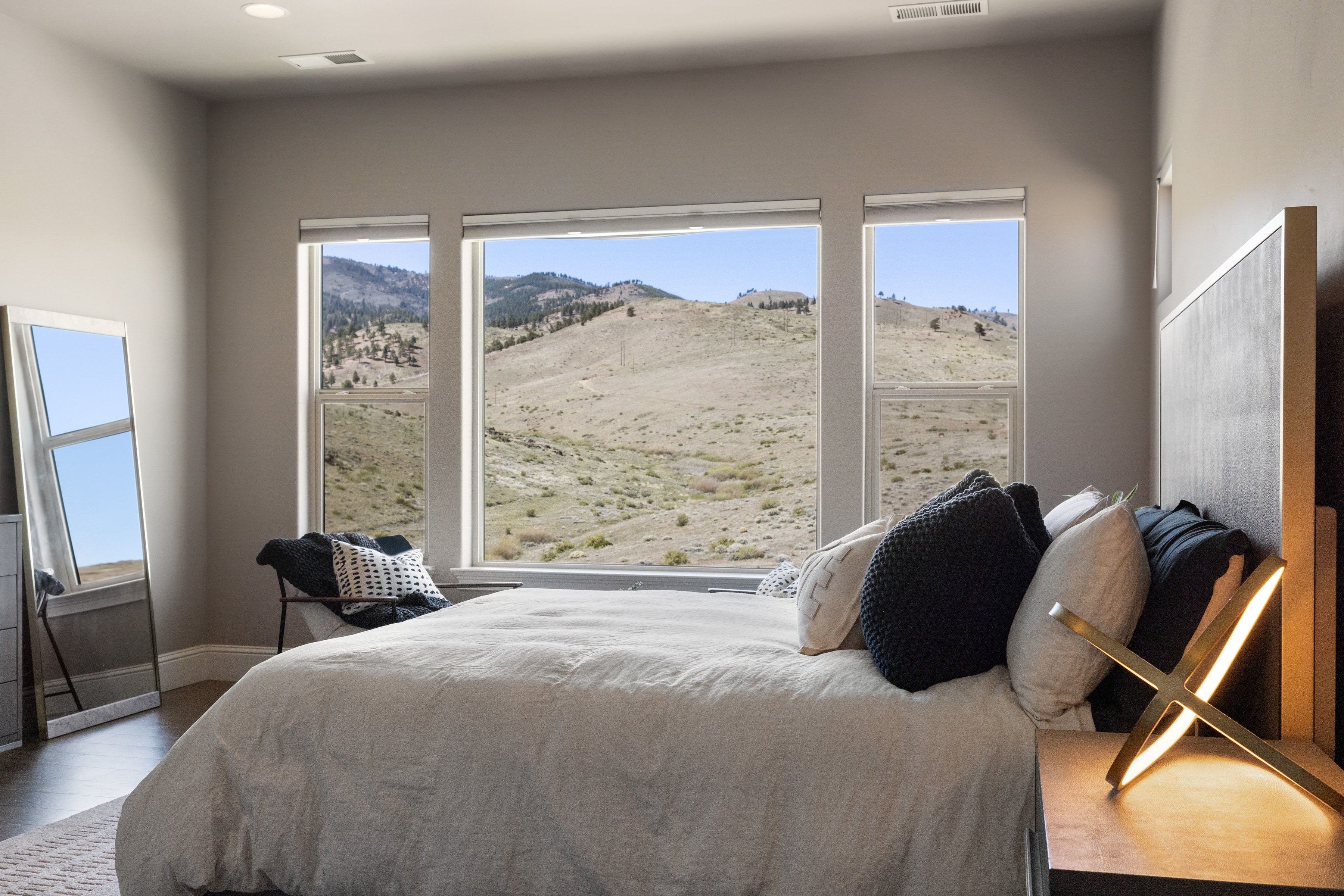  Luxurious Modern Farmhouse with Breathtaking Views - 物件實景