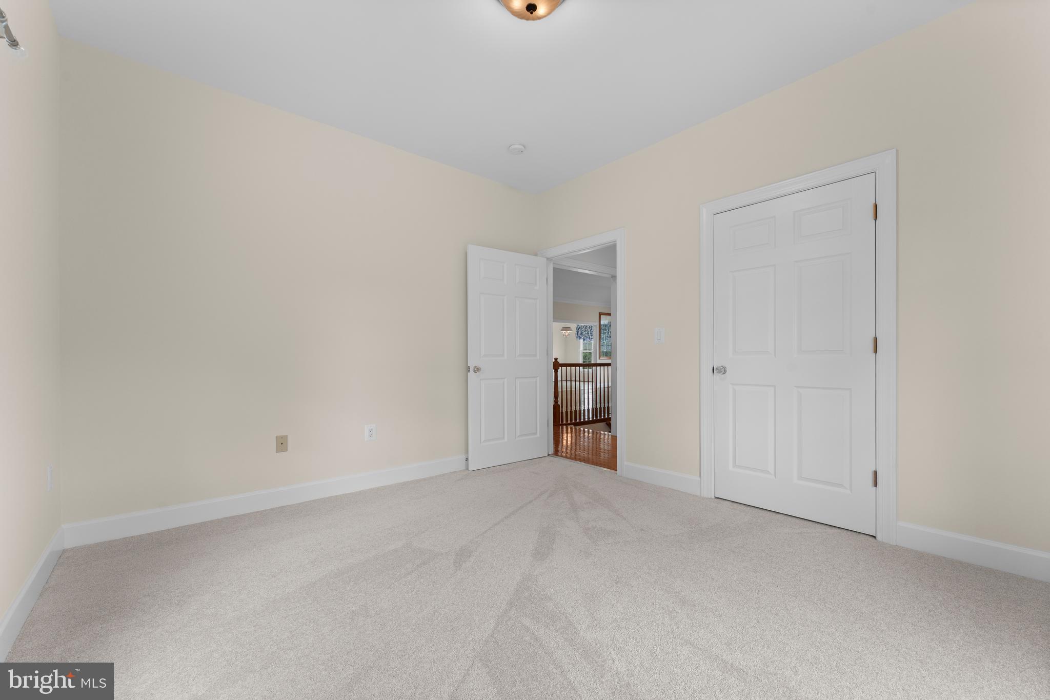 Reva, Virginia, 22735, United States, 4 Bedrooms Bedrooms, ,4 BathroomsBathrooms,Residential,For Sale,1983149