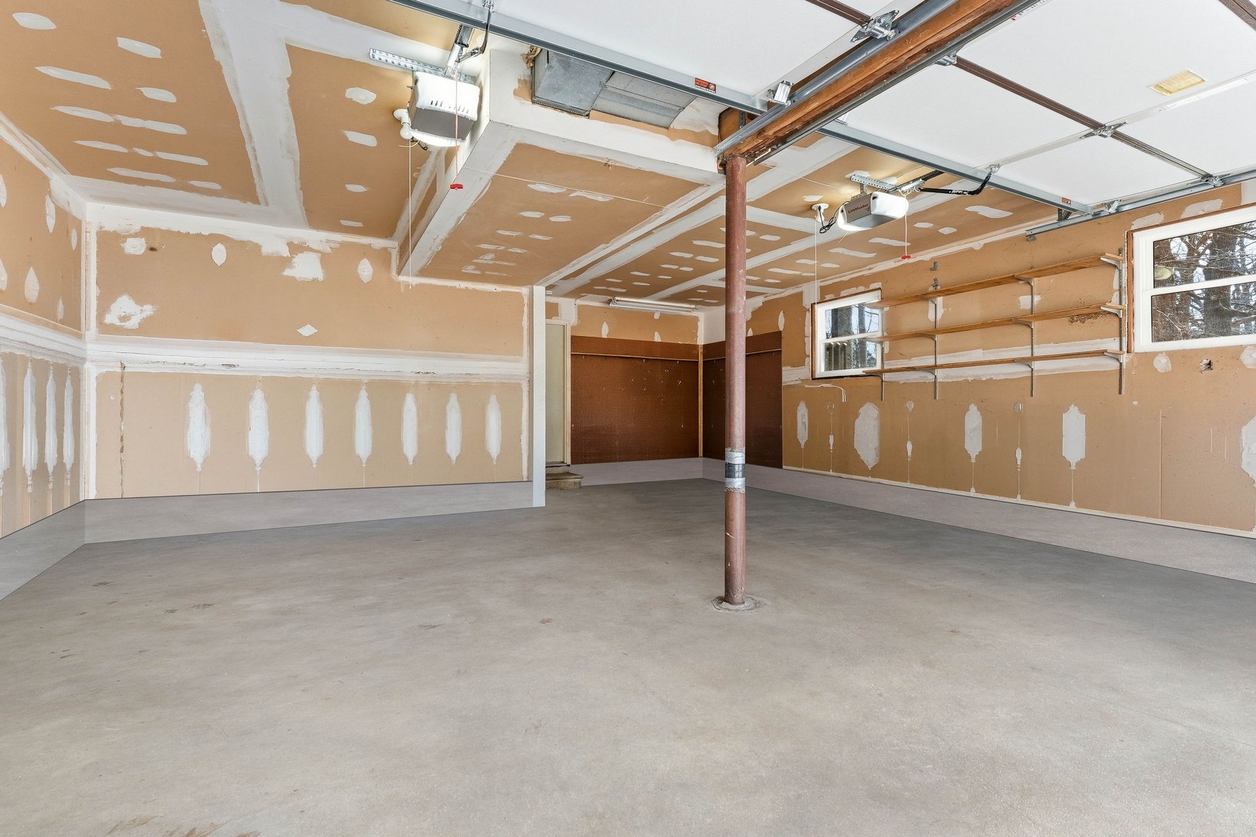  6311 Pine St - 物件實景