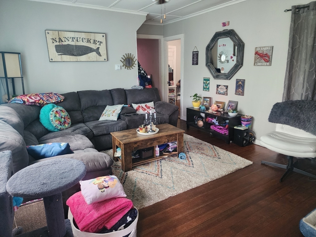 Monson, Massachusetts, 01057, United States, 7 Bedrooms Bedrooms, ,5 BathroomsBathrooms,Residential,For Sale,1795174