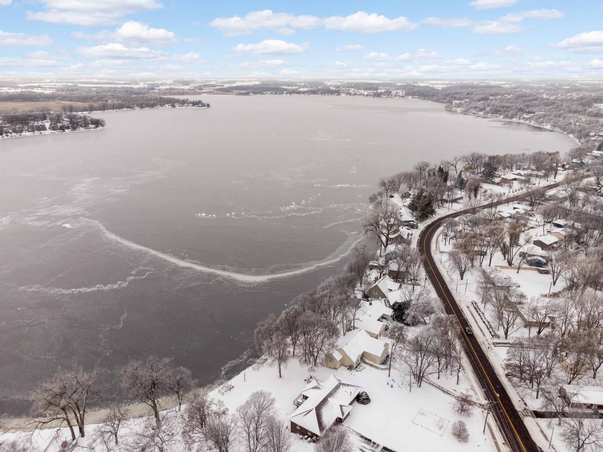 Prior Lake, Minnesota, 55372, United States, 4 Bedrooms Bedrooms, ,3 BathroomsBathrooms,Residential,For Sale,2003014