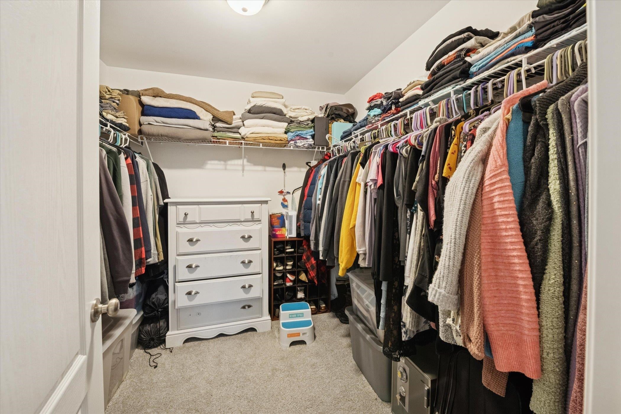 Ortonville, Michigan, 48462, United States, 5 Bedrooms Bedrooms, ,3 BathroomsBathrooms,Residential,For Sale,2008578