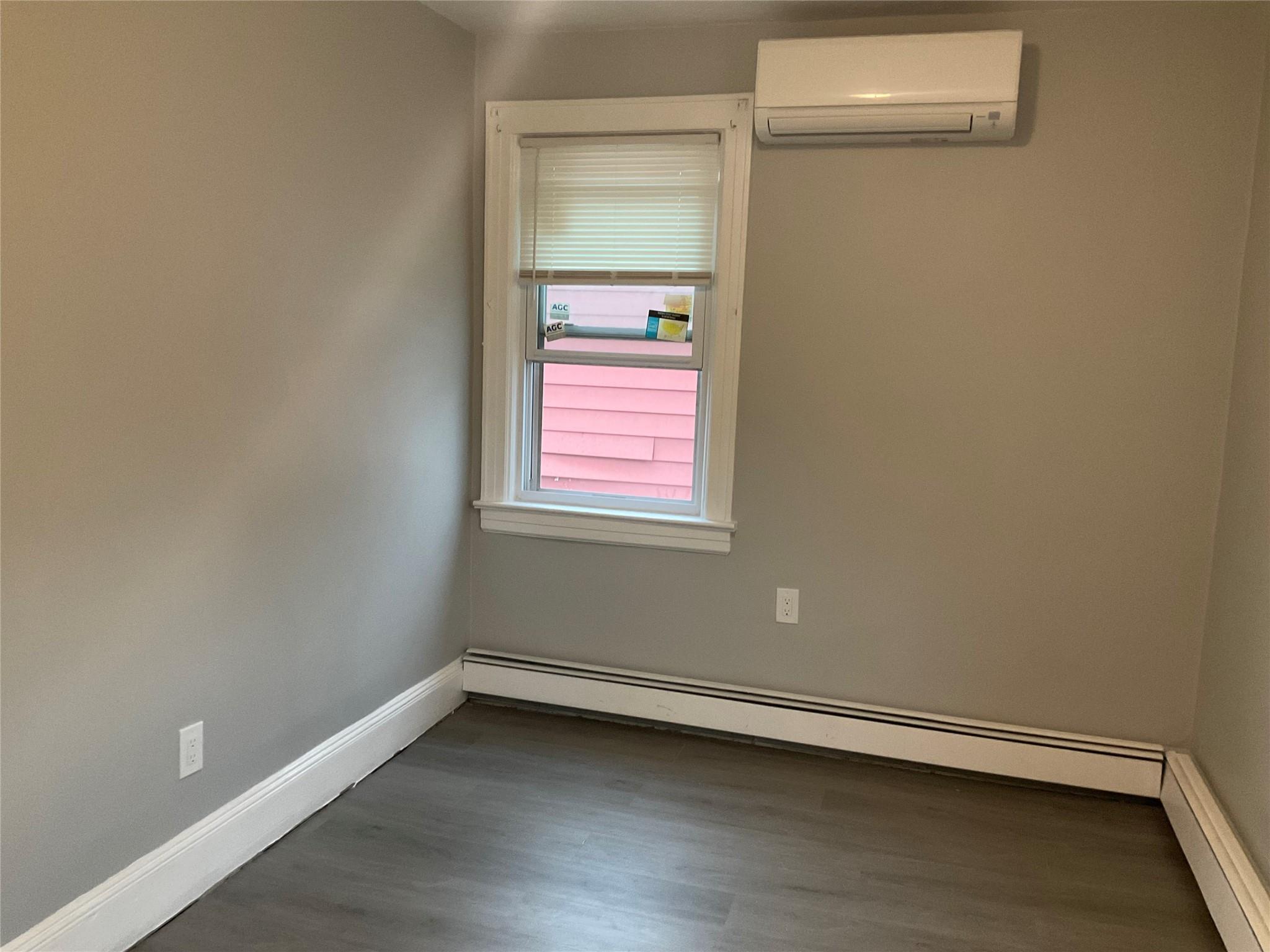 Saint Albans, New York, 11412, United States, 3 Bedrooms Bedrooms, ,2 BathroomsBathrooms,Residential,For Sale,1722448