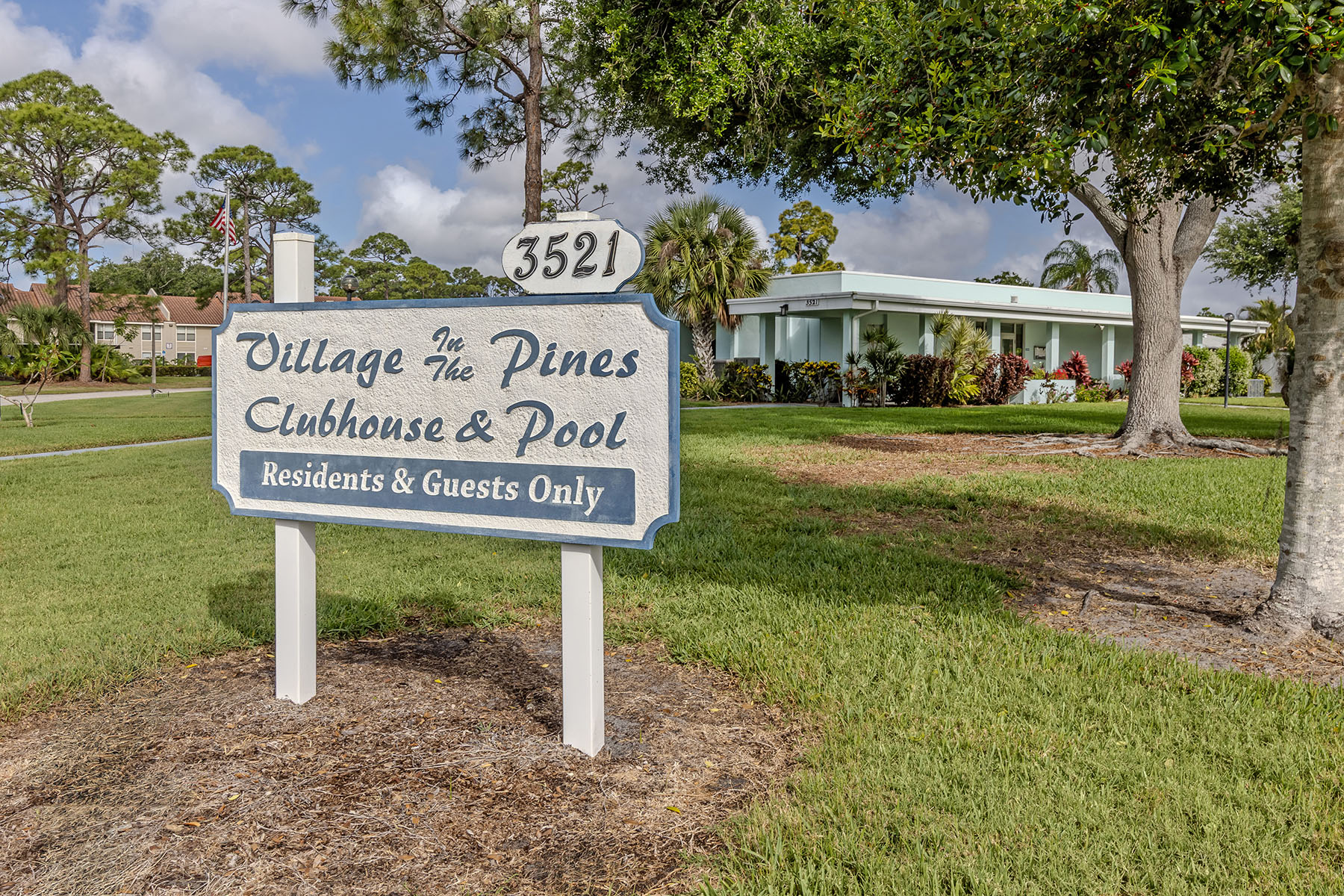  VILLAGE IN THE PINES - 物件實景