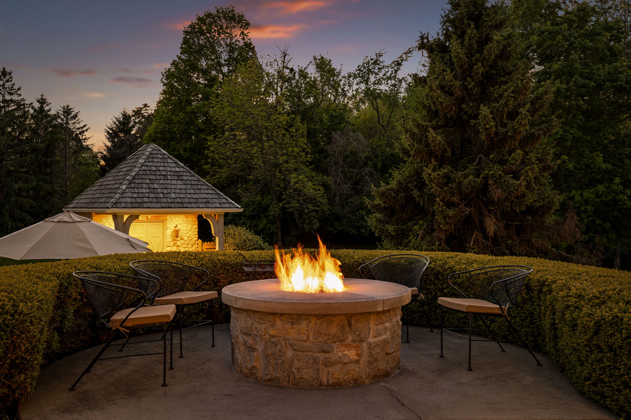  Signature Estate Set on More than 2 Acres in Desirable Zionsville Neighborhood - 物件實景