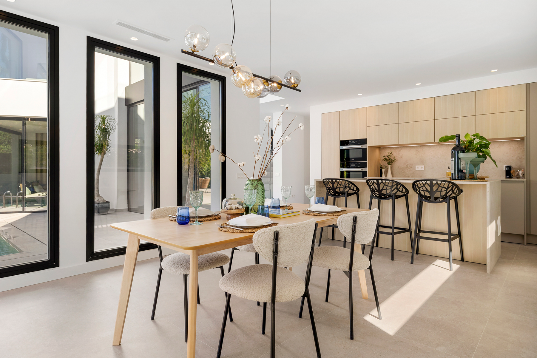 Newly Built Villa a Short Walk to the Beach in the Prestigious Marbesa Area - 物件實景