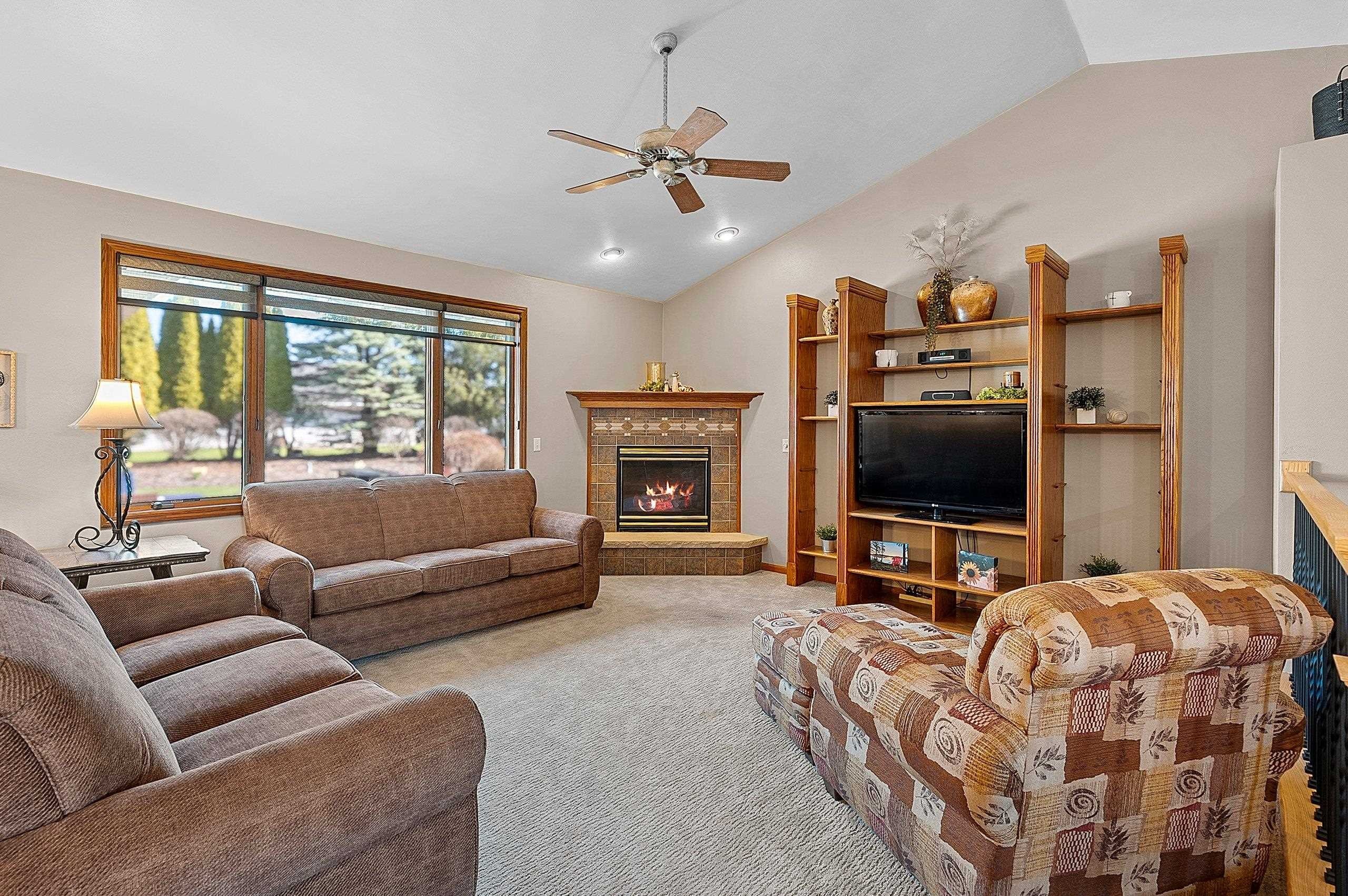 GREEN BAY, Wisconsin, 54313, United States, 4 Bedrooms Bedrooms, ,4 BathroomsBathrooms,Residential,For Sale,2048613