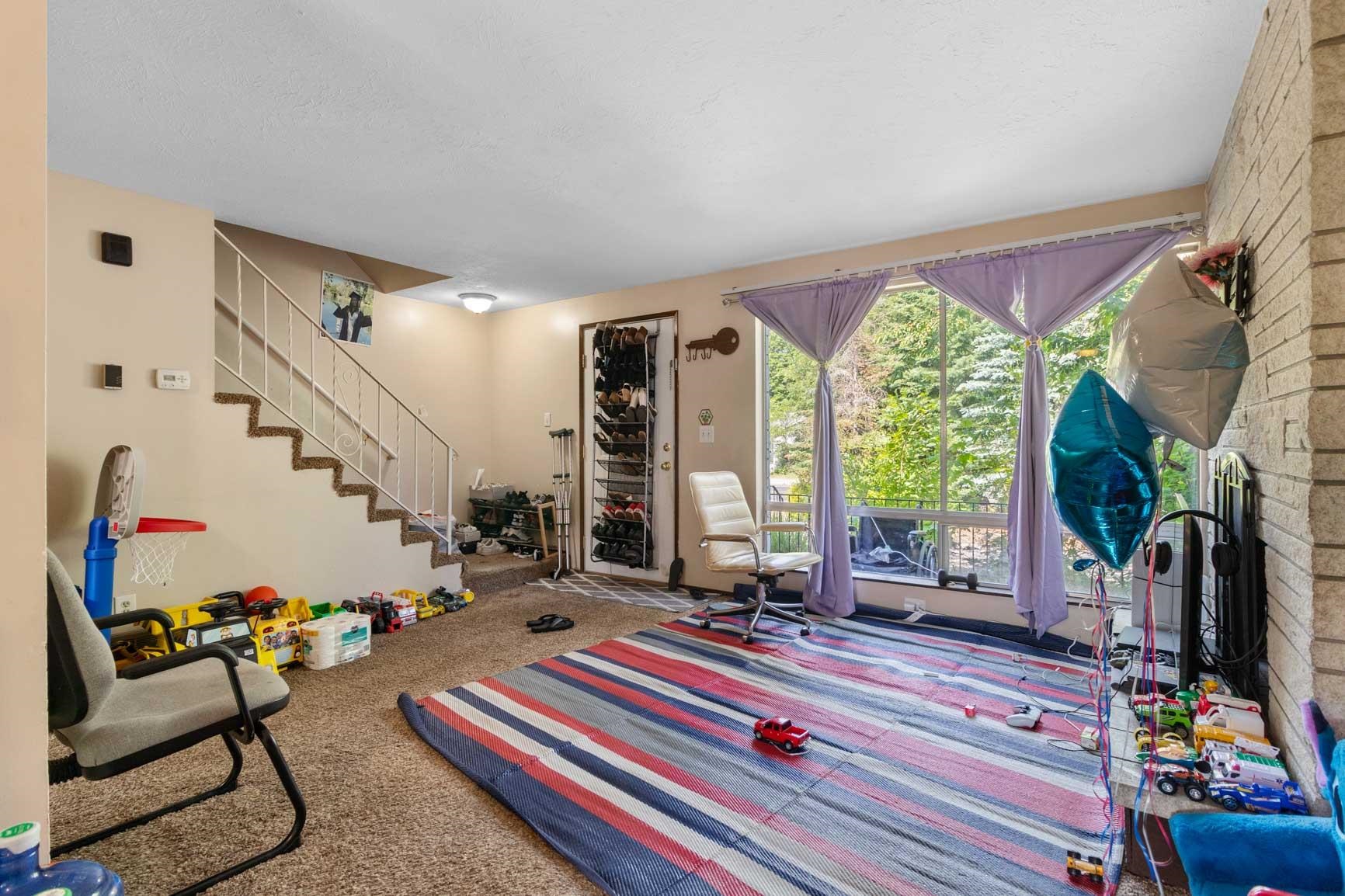 Spokane, Washington, 99218, United States, ,Residential,For Sale,1868872