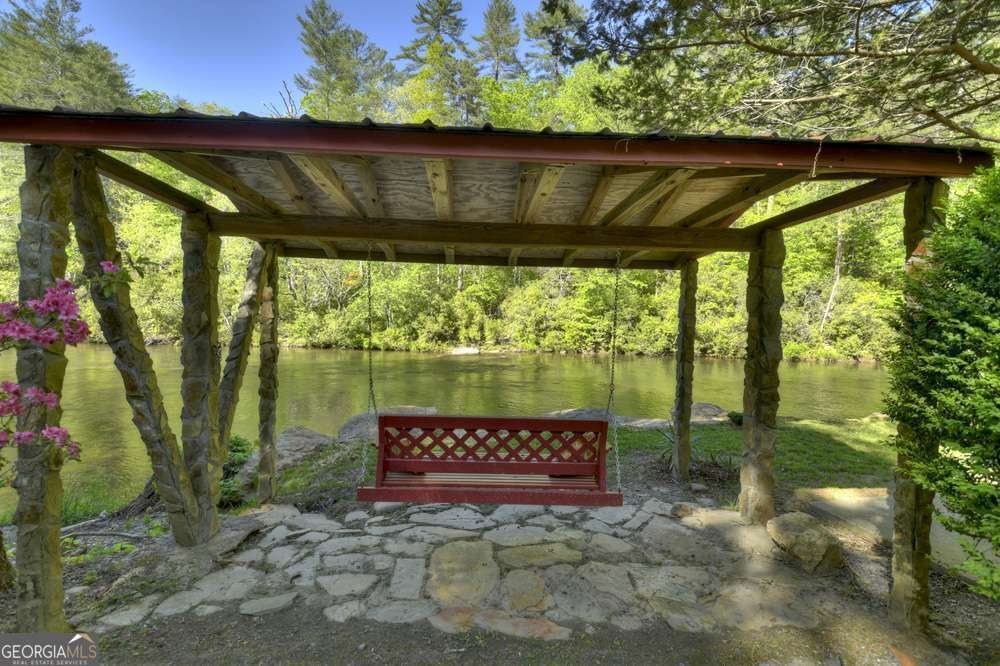 Blue Ridge, Georgia, 30513, United States, 4 Bedrooms Bedrooms, ,3 BathroomsBathrooms,Residential,For Sale,1858936