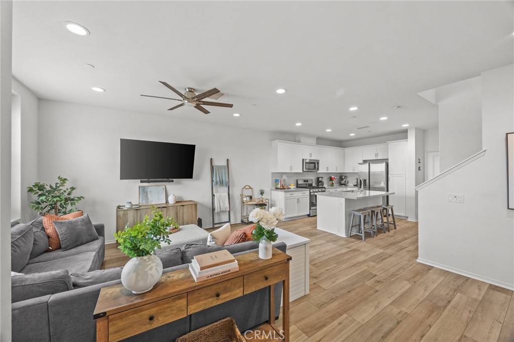 Chino, California, 91708, United States, 3 Bedrooms Bedrooms, ,3 BathroomsBathrooms,Residential,For Sale,2026423