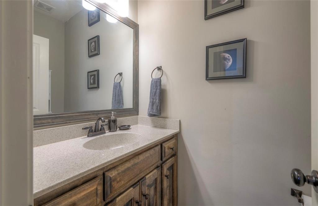 Olathe, Kansas, 66062, United States, 4 Bedrooms Bedrooms, ,4 BathroomsBathrooms,Residential,For Sale,1992047