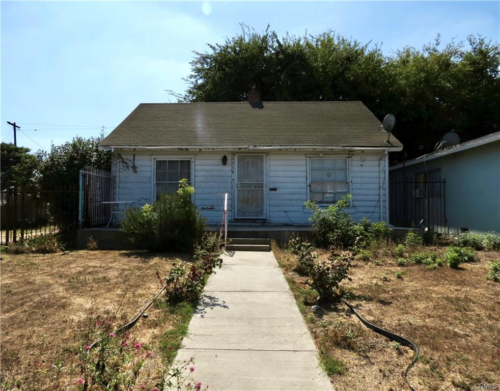 Compton, California, 90221, United States, 9 Bedrooms Bedrooms, ,Residential,For Sale,1982373