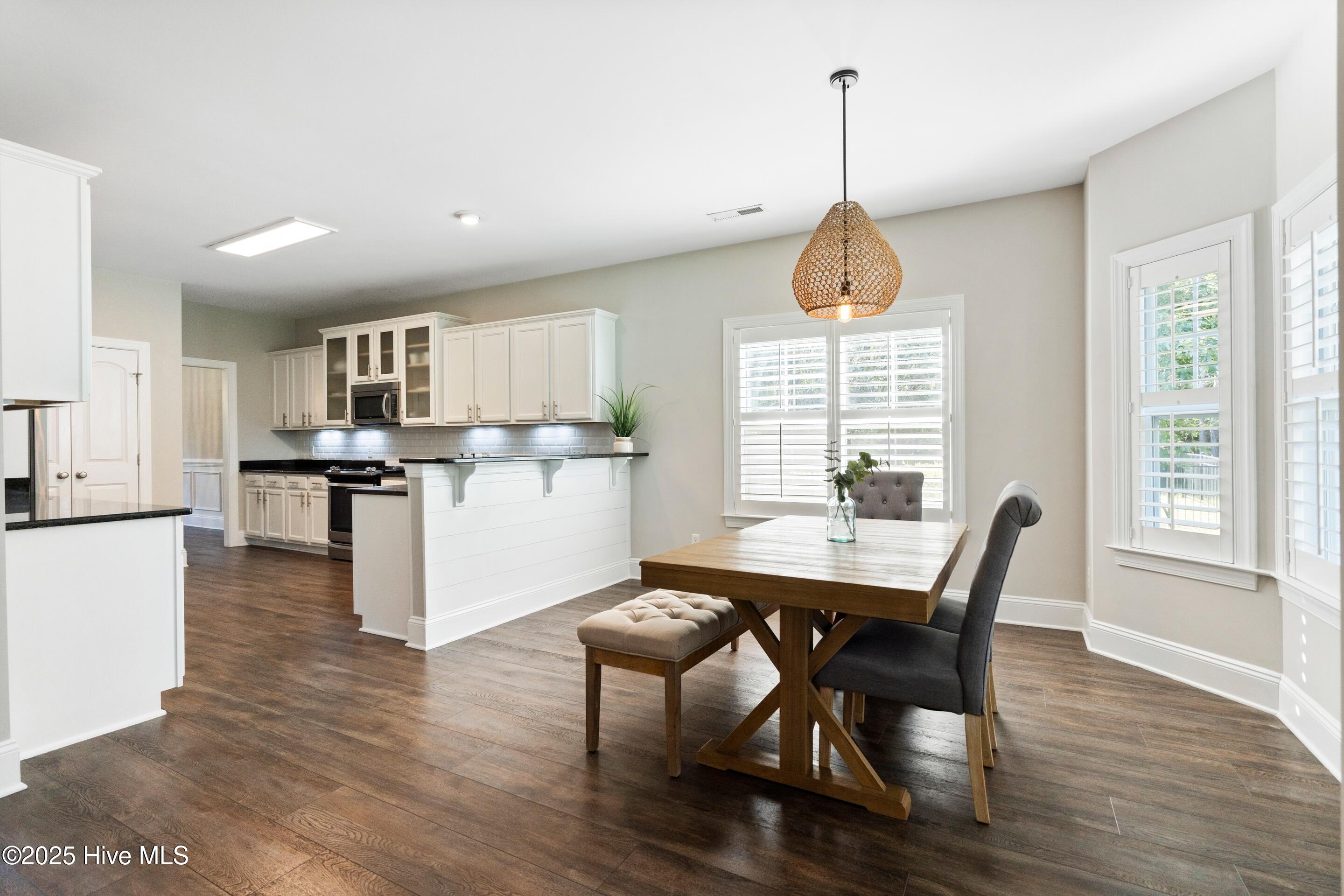 Hampstead, North Carolina, 28443, United States, 4 Bedrooms Bedrooms, ,3 BathroomsBathrooms,Residential,For Sale,1941997