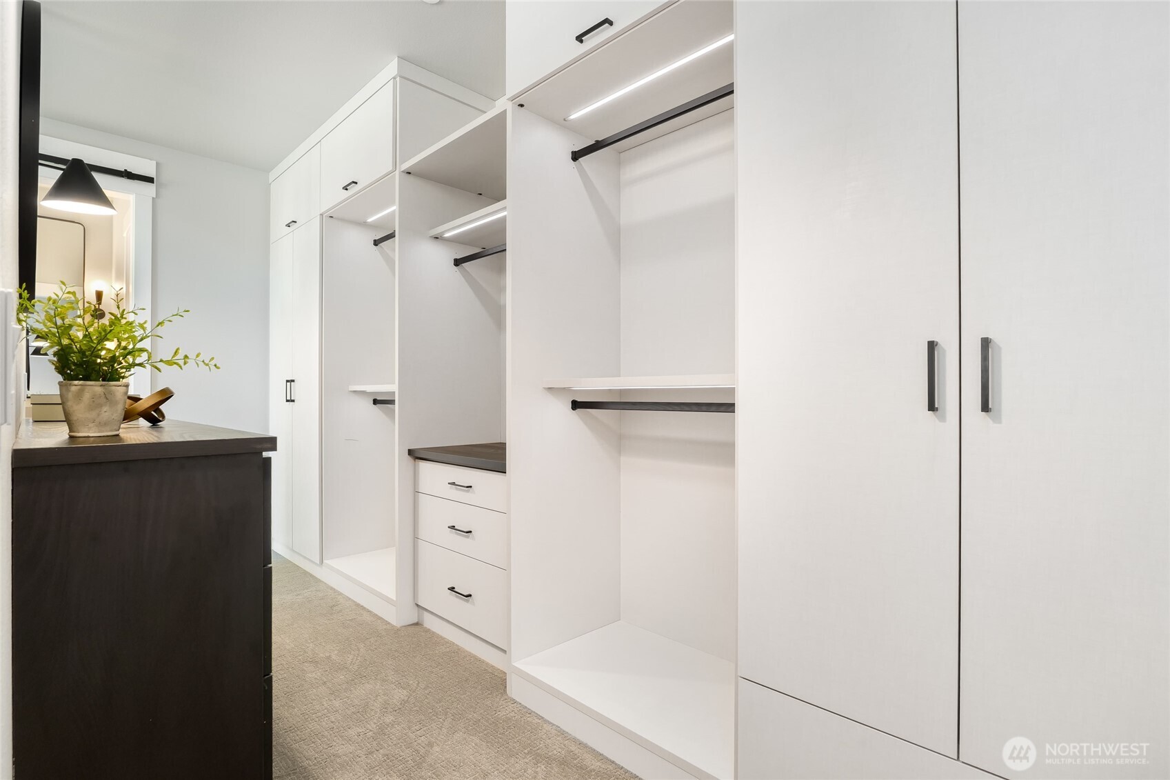 Bothell, Washington, 98021, United States, 5 Bedrooms Bedrooms, ,3 BathroomsBathrooms,Residential,For Sale,1949768