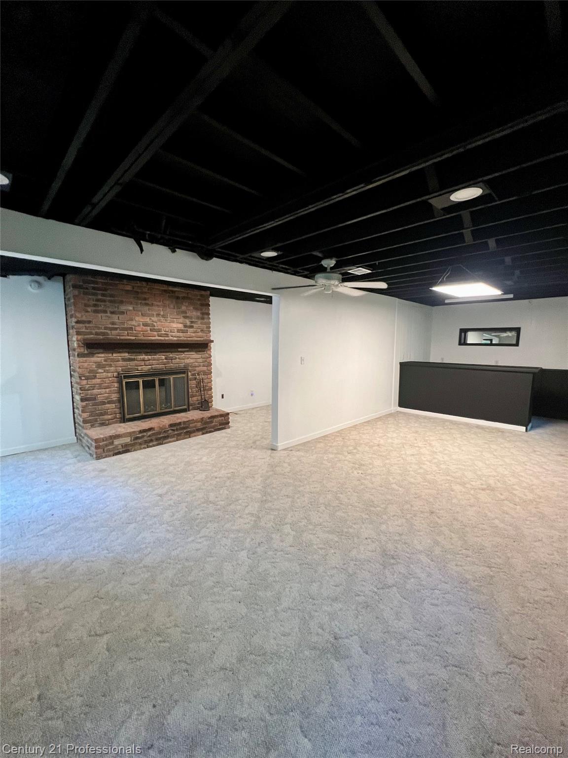 Northville, Michigan, 48167, United States, 4 Bedrooms Bedrooms, ,3 BathroomsBathrooms,Residential,For Sale,1923225