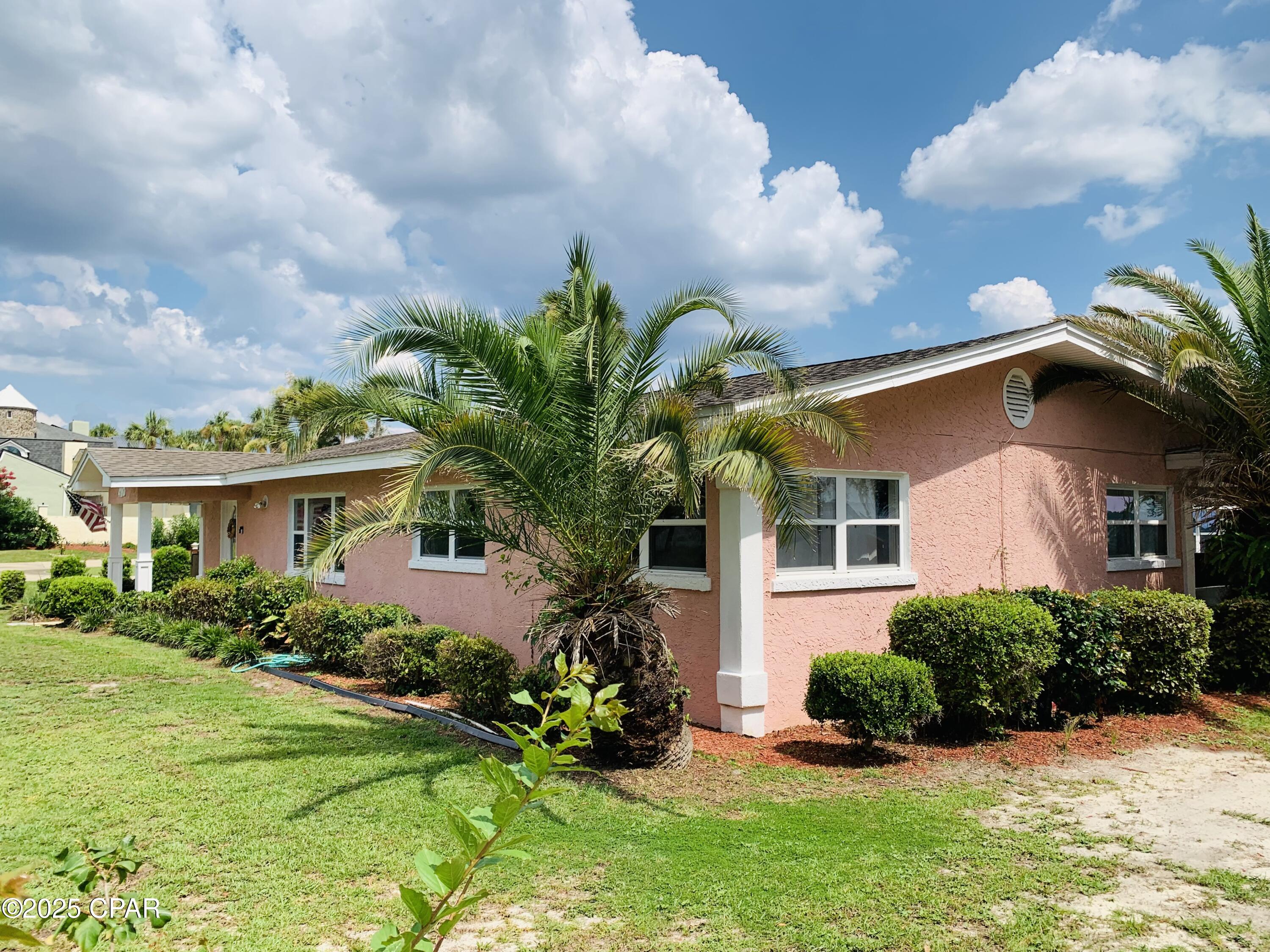 Panama City, Florida, 32404, United States, 3 Bedrooms Bedrooms, ,2 BathroomsBathrooms,Residential,For Sale,1883539